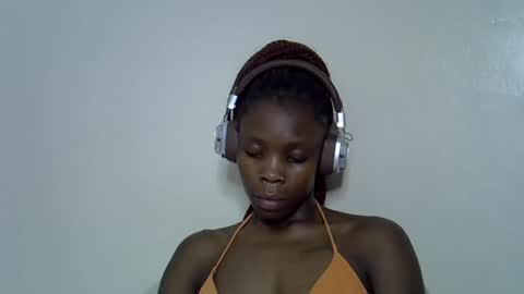 Snapshot of sexy_vennice chatting on 08-01-26, 10:19 sexy_vennice online show from 08-01-26, 10:19