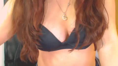 Snapshot of sexy_venus_sexy chatting on 04-19-26, 11:07 venus online show from 04-19-26, 11:07