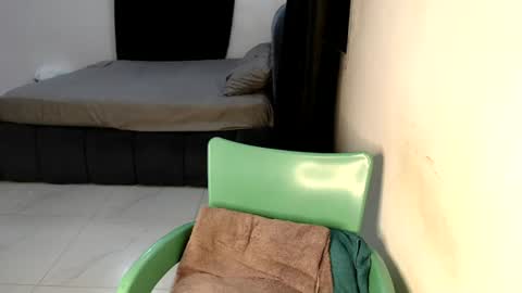 Snapshot of sexy_wet_ria chatting on 07-18-26, 06:56 ria online show from 07-18-26, 06:56