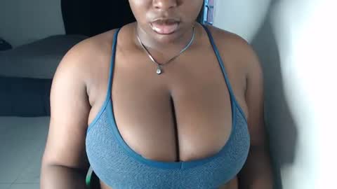 Snapshot of sexy_wet_ria chatting on 08-03-26, 09:04 ria online show from 08-03-26, 09:04