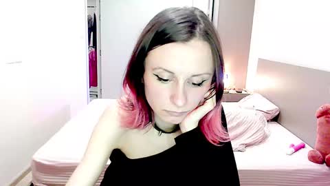 Snapshot of sexy_wise_kind chatting on 01-28-25, 11:17 Mandy Green online show from 01-28-25, 11:17