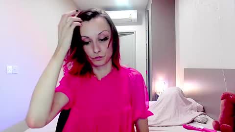 Snapshot of sexy_wise_kind chatting on 02-28-25, 08:18 Mandy Green online show from 02-28-25, 08:18