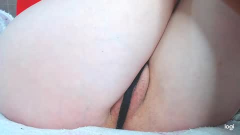 Snapshot of sexyadaforu chatting on 01-27-25, 04:11 sexyadaforu online show from 01-27-25, 04:11