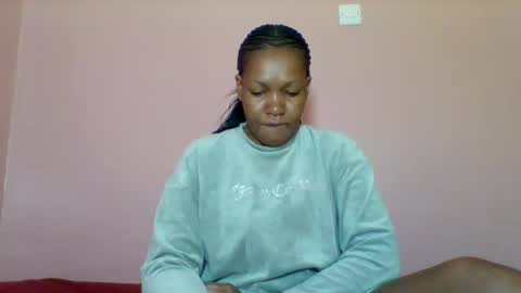 Snapshot of sexyapple2002 chatting on 09-19-25, 08:49 sexyapple2002 online show from 09-19-25, 08:49