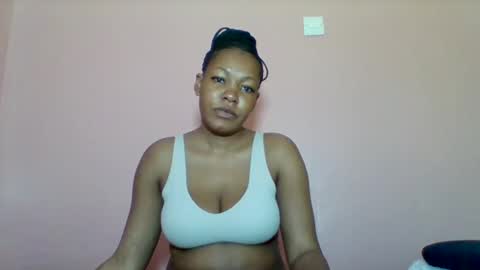 Snapshot of sexyapple2002 chatting on 09-20-25, 04:57 sexyapple2002 online show from 09-20-25, 04:57