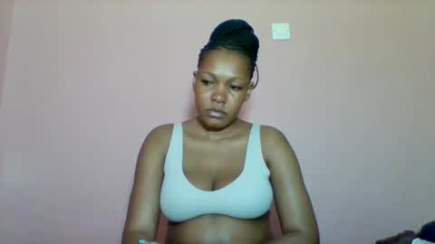 Snapshot of sexyapple2002 chatting on 09-21-25, 05:58 sexyapple2002 online show from 09-21-25, 05:58