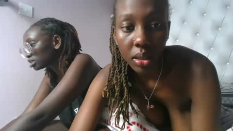 Snapshot of sexyary chatting on 06-14-26, 02:52 sexyary online show from 06-14-26, 02:52
