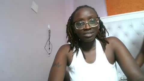 Snapshot of sexyary chatting on 06-19-26, 10:19 sexyary online show from 06-19-26, 10:19