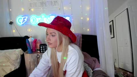 Ashley Teal online show from 02-03-25, 01:41