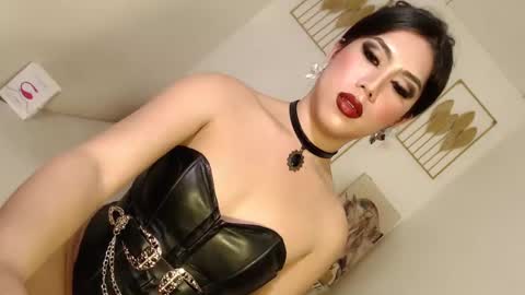 Snapshot of sexybaby2999 chatting on 01-22-25, 10:29 Lexie online show from 01-22-25, 10:29