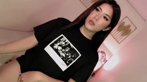 Snapshot of sexybaby2999 chatting on 02-26-25, 09:42 Lexie online show from 02-26-25, 09:42