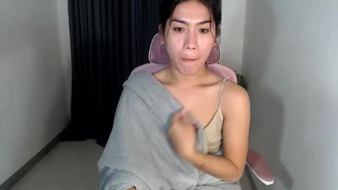 Snapshot of sexybaby2999 chatting on 09-09-25, 10:48 Lexie online show from 09-09-25, 10:48