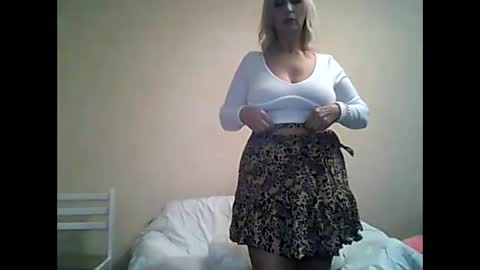 Snapshot of sexybabyforyou chatting on 12-03-24, 06:37 sexybabyforyou online show from 12-03-24, 06:37