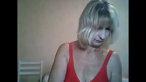 Snapshot of sexybabyforyou chatting on 10-02-25, 10:33 sexybabyforyou online show from 10-02-25, 10:33