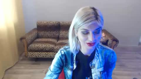sexybeatriice online show from 01-18-25, 07:17