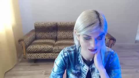 sexybeatriice online show from 01-19-25, 10:17