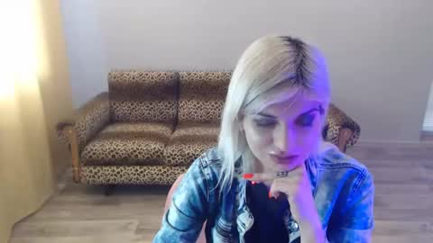 sexybeatriice online show from 01-24-25, 10:21