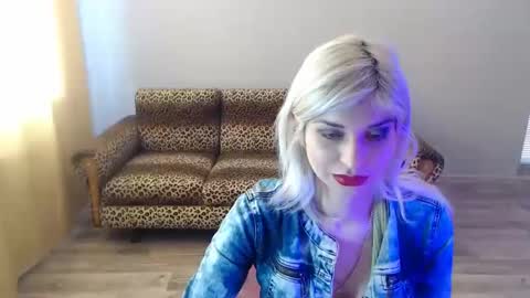 sexybeatriice online show from 02-23-25, 07:11