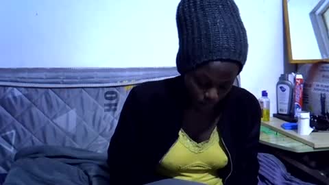 Snapshot of sexybeiby1 chatting on 06-24-26, 04:22 sexybeiby1 online show from 06-24-26, 04:22