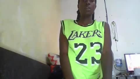 Snapshot of sexybilha483 chatting on 01-27-25, 12:05 Sexybilha483 online show from 01-27-25, 12:05