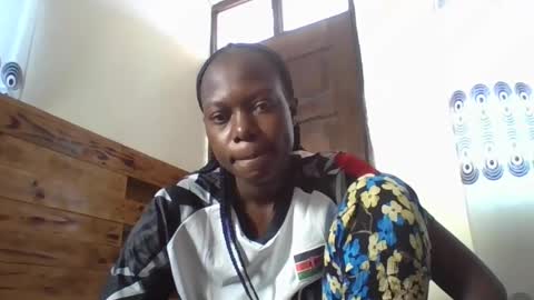 Snapshot of sexybilha483 chatting on 01-29-25, 10:37 Sexybilha483 online show from 01-29-25, 10:37