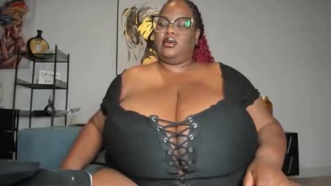 Snapshot of sexyblackhugetits chatting on 11-16-25, 05:18 sexyblackhugetits online show from 11-16-25, 05:18