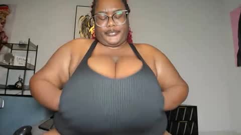 Snapshot of sexyblackhugetits chatting on 11-29-25, 04:10 sexyblackhugetits online show from 11-29-25, 04:10