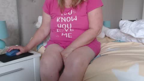 Snapshot of sexyblonde4u58 chatting on 06-26-26, 03:22 Sexyblonde4u58 online show from 06-26-26, 03:22