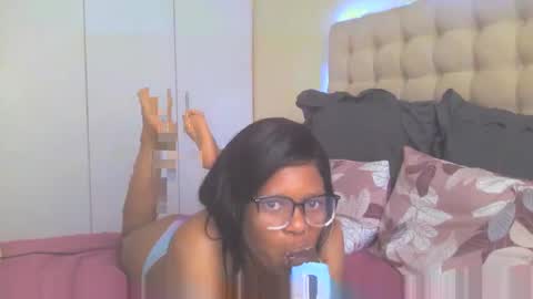 Snapshot of sexyboobs16 chatting on 11-01-25, 10:17 sexyboobs16 online show from 11-01-25, 10:17