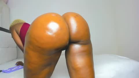 Snapshot of sexybootydoll chatting on 07-08-26, 09:03 sexybootydoll online show from 07-08-26, 09:03