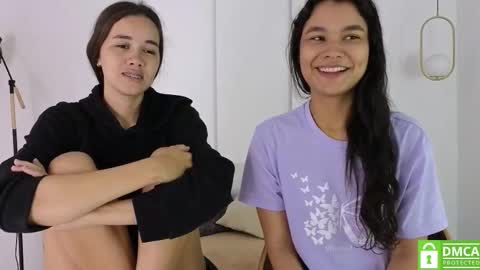 chanell and yina online show from 11-22-25, 01:32