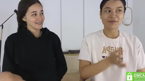 chanell and yina online show from 12-05-25, 01:20