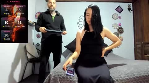 Snapshot of sexycolombian2022 chatting on 09-28-25, 10:42 Antonioylola online show from 09-28-25, 10:42