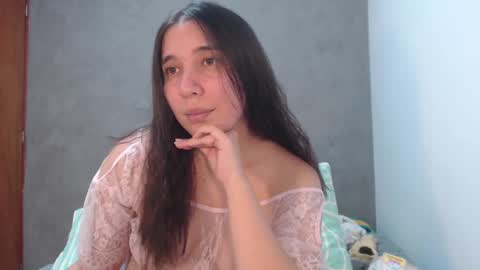 Coralinne online show from 12-16-24, 07:54