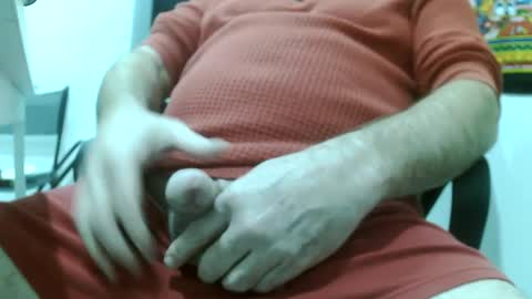 Snapshot of sexycouplextreme chatting on 01-10-25, 03:18 Sexycouplextreme online show from 01-10-25, 03:18