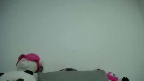 viole online show from 02-20-25, 05:12