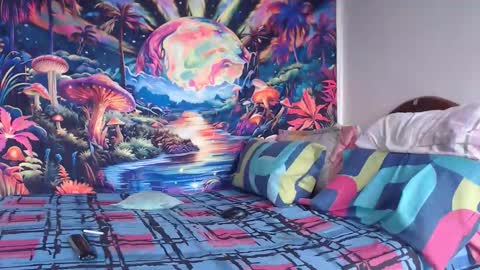 Snapshot of sexydarkhunter2 chatting on 12-17-25, 08:59 Mike online show from 12-17-25, 08:59