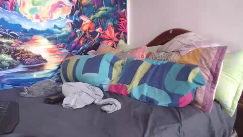 Snapshot of sexydarkhunter2 chatting on 01-31-26, 07:11 Mike online show from 01-31-26, 07:11