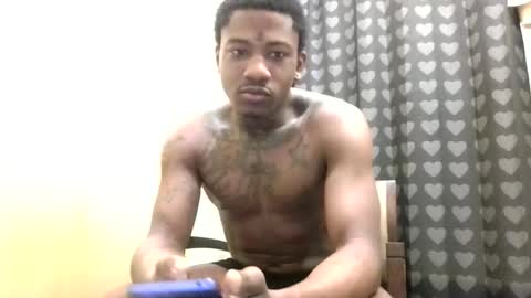 Snapshot of sexydavido chatting on 12-15-25, 04:28 TreySexxxy online show from 12-15-25, 04:28