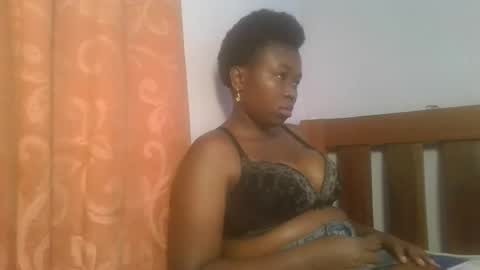 Snapshot of sexyebonita chatting on 05-12-26, 07:00 Nita online show from 05-12-26, 07:00