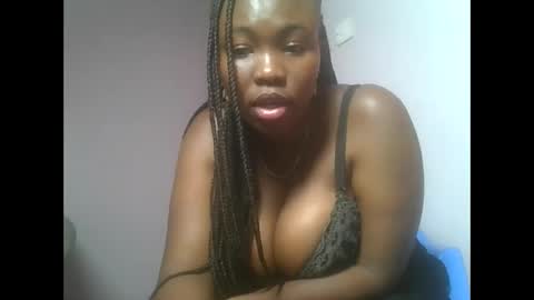 Snapshot of sexyebonita chatting on 05-22-26, 02:01 Nita online show from 05-22-26, 02:01