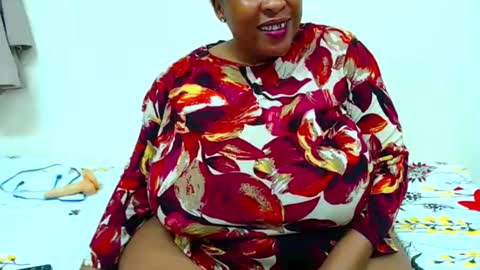 sexyebonylove89 online show from 12-06-24, 08:40