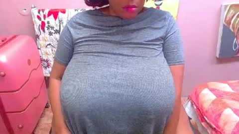 sexyebonylove89 online show from 06-28-26, 11:22