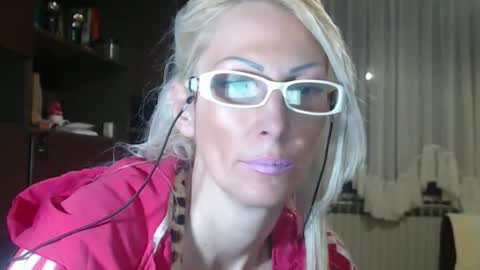 ENI pvt moan your name  WHEN I M NOT online you tell me in SNAPCHAT deal yes add me...  FREE TWITTER magiconline101...... online show from 09-22-25, 08:22