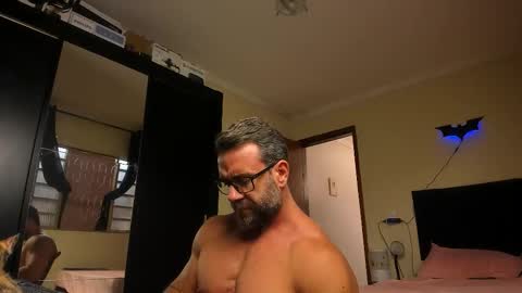 Snapshot of sexyflightz chatting on 12-18-25, 07:20 chris online show from 12-18-25, 07:20
