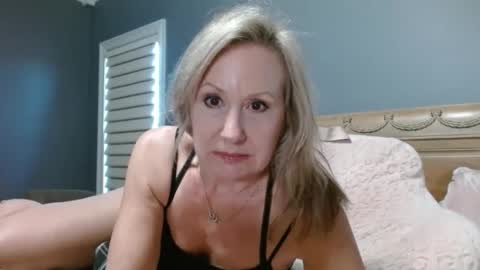 LisaisLuscious online show from 01-14-25, 09:20