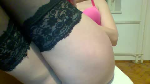 Snapshot of sexyfootlady chatting on 02-05-25, 08:35 sexyfootlady online show from 02-05-25, 08:35