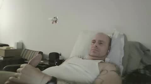 Snapshot of sexyfredy7722 chatting on 10-26-25, 03:56 sexyfredy7722 online show from 10-26-25, 03:56