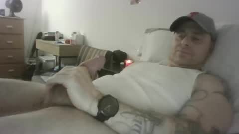 Snapshot of sexyfredy7722 chatting on 11-19-25, 04:01 sexyfredy7722 online show from 11-19-25, 04:01