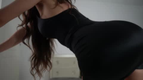 Vanessa  online show from 01-25-25, 03:30